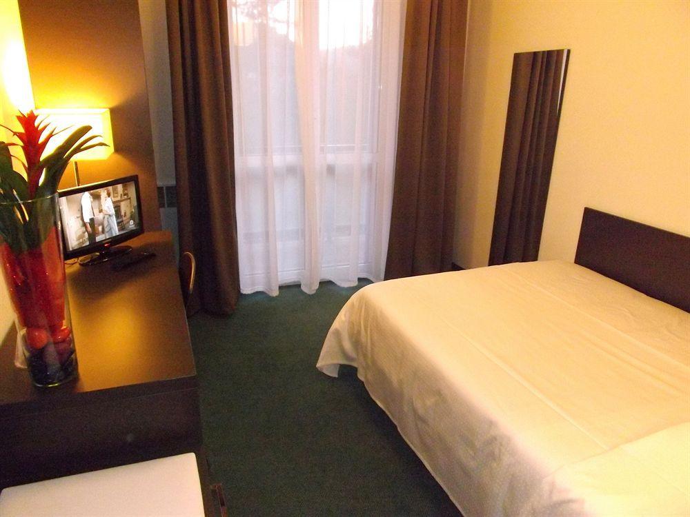 Hotel Roncobilaccio Roncobillaccio 外观 照片