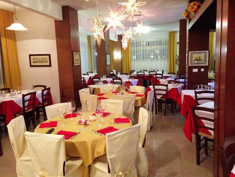 Hotel Roncobilaccio Roncobillaccio 外观 照片